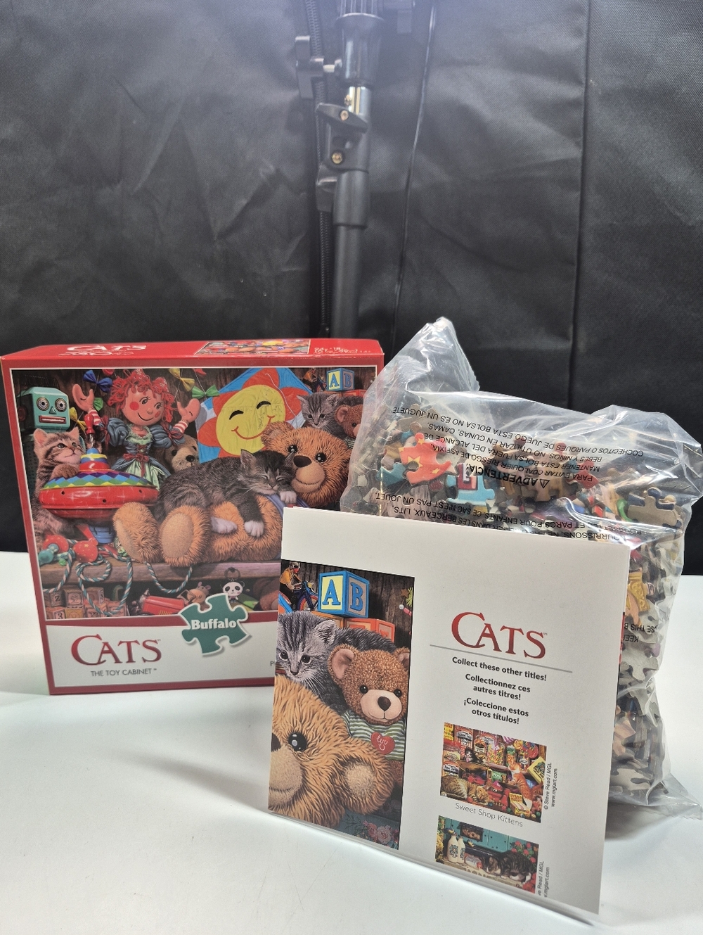 Puzzle 750 Pc Buffalo Brand Cats The Toy Cabinet Brand NEW